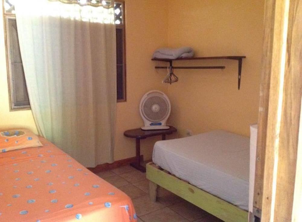 Las Casitas De Playa Negra Vandrarhem Puerto Viejo de Talamanca Exteriör bild