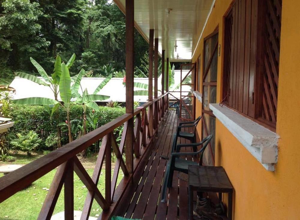 Las Casitas De Playa Negra Vandrarhem Puerto Viejo de Talamanca Exteriör bild