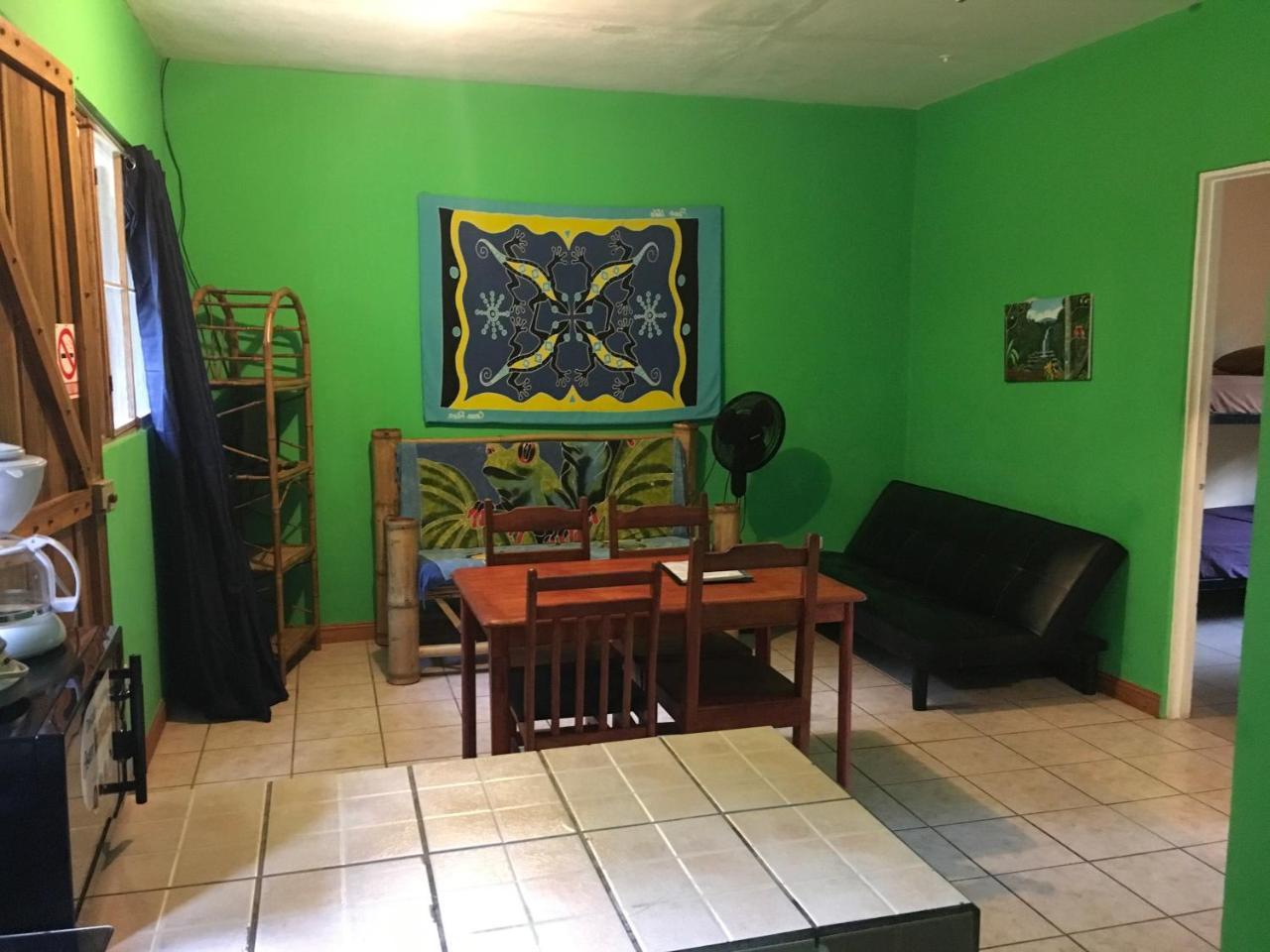 Las Casitas De Playa Negra Vandrarhem Puerto Viejo de Talamanca Exteriör bild