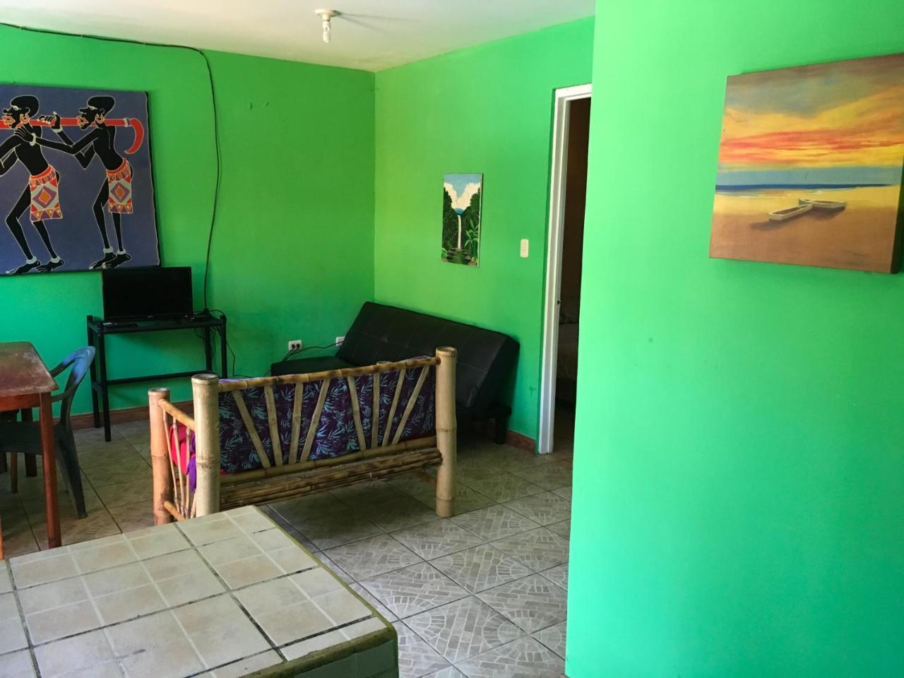 Las Casitas De Playa Negra Vandrarhem Puerto Viejo de Talamanca Exteriör bild