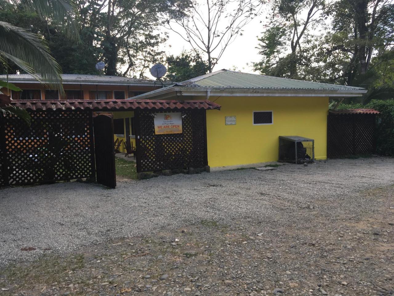 Las Casitas De Playa Negra Vandrarhem Puerto Viejo de Talamanca Exteriör bild