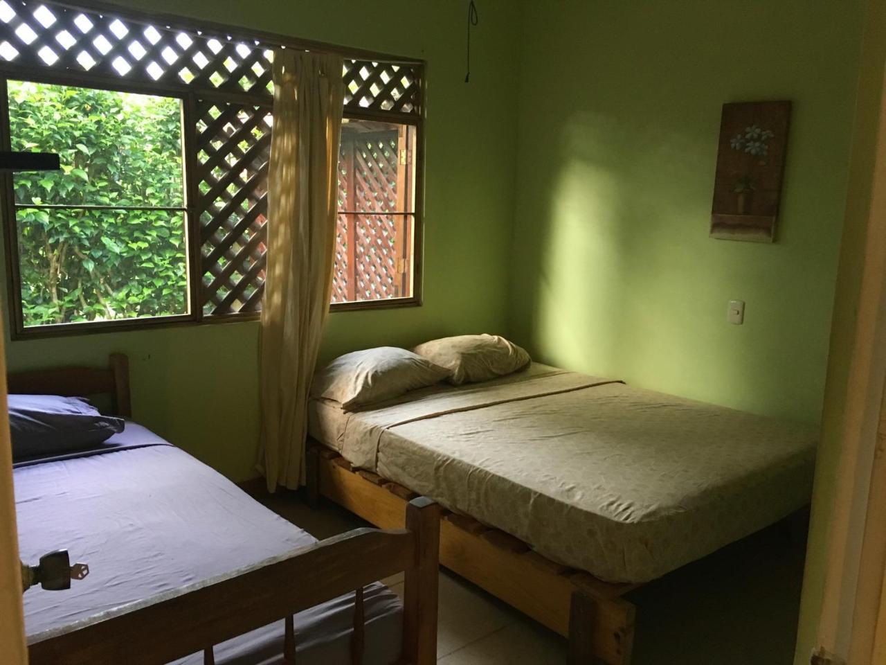 Las Casitas De Playa Negra Vandrarhem Puerto Viejo de Talamanca Exteriör bild